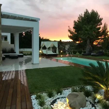 Vista Luxury Pool - Halkidiki